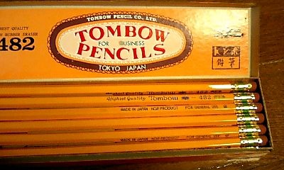 三菱鉛筆 No7600ダーマトグラフ黒、トンボ鉛筆482の箱 - 輸入・廃番