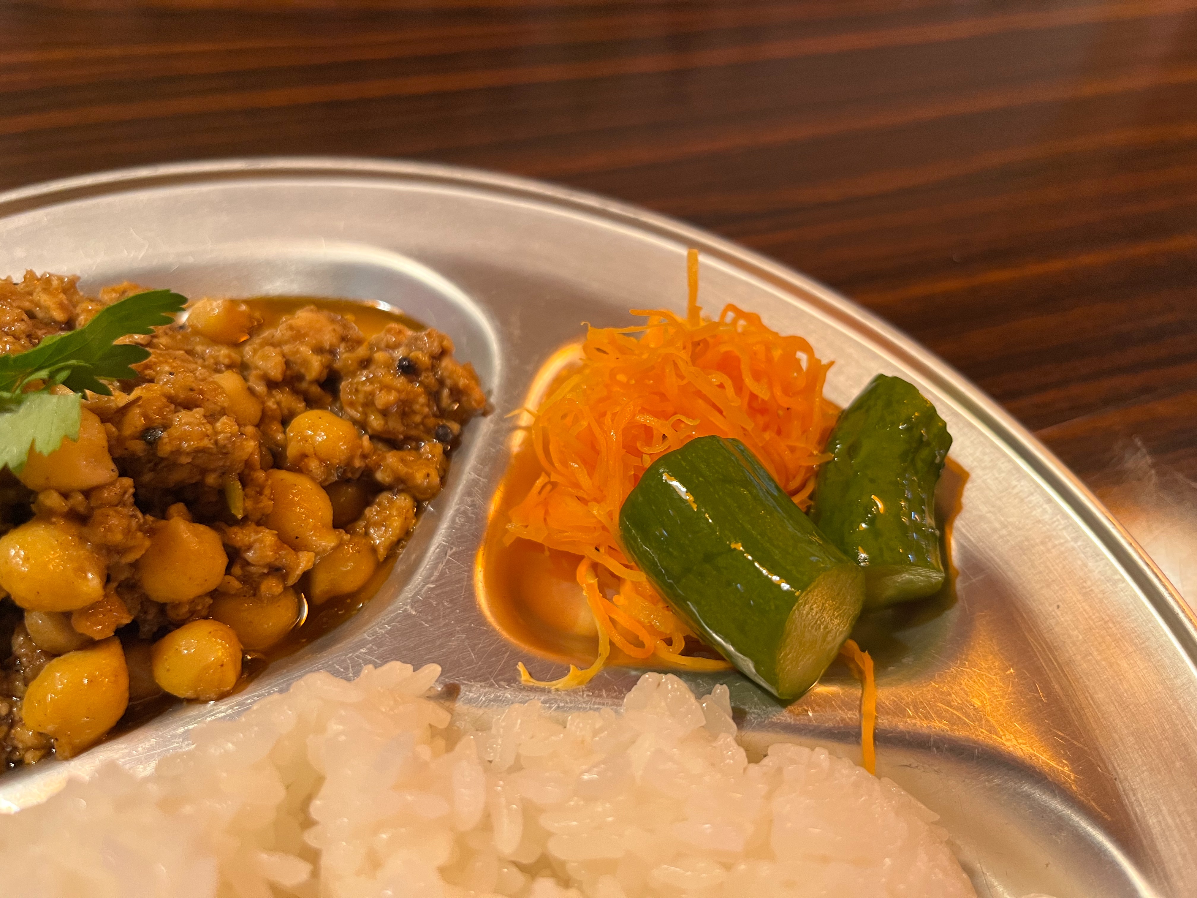 ハローキティ♡レトロ オリエンタルカレーコラボ 根付け タグ
