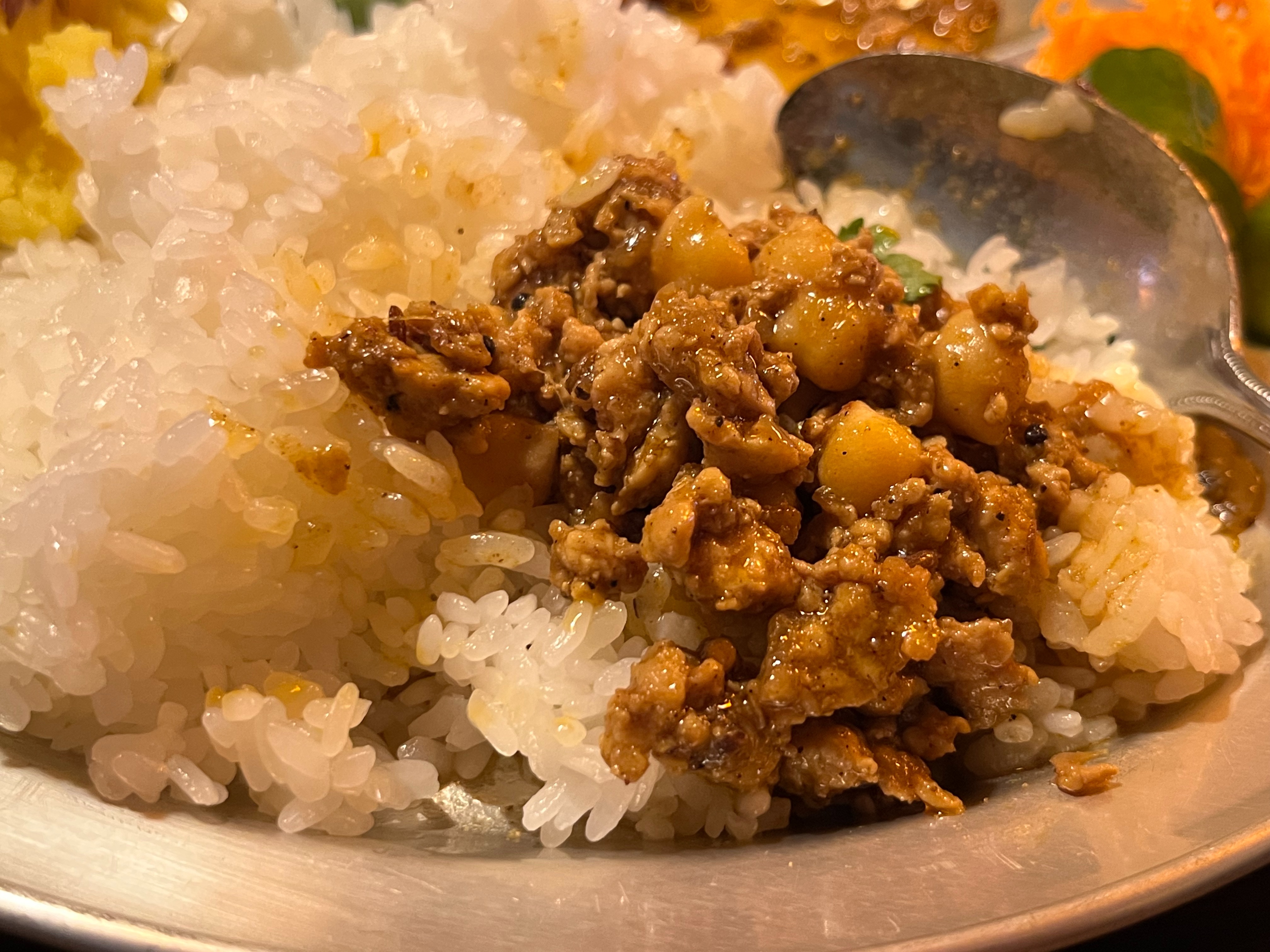 福岡市中央区平尾「CURRY AND RICE ロールス」 - タイキビーフ