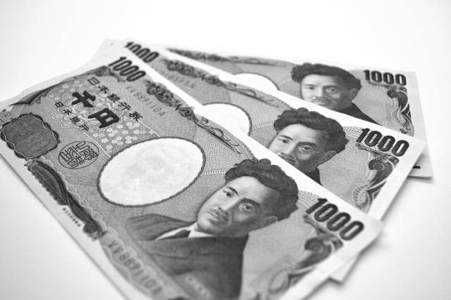 3000円