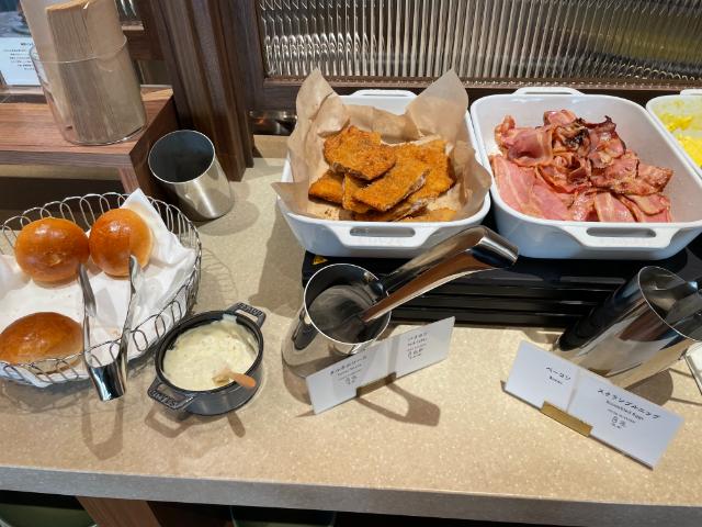 阪急グランレスパイア大阪 朝食 ベーコン