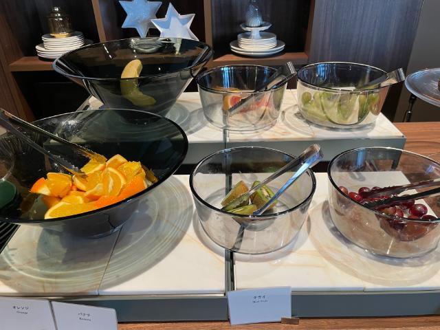 阪急グランレスパイア大阪 朝食 フルーツ