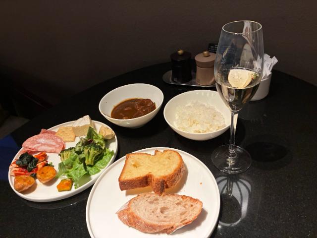 ヒルトン京都 エグゼクティブラウンジ イブニングカクテル 取ってきた料理