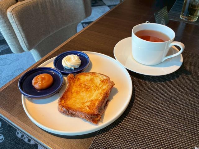 ヒルトン京都 エグゼクティブラウンジ 朝食 フレンチトースト