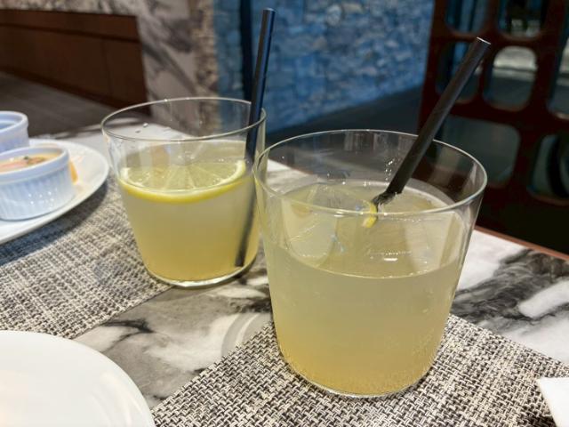 ヒルトン京都 朝食 ダイヤモンド特典 ゆずプラムジュース