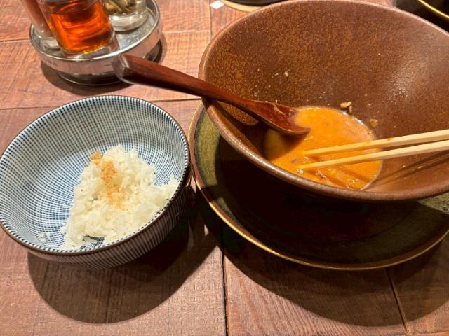 小麦の麺神 肉まぜそばSpecial 〆ライスと残りのスープ