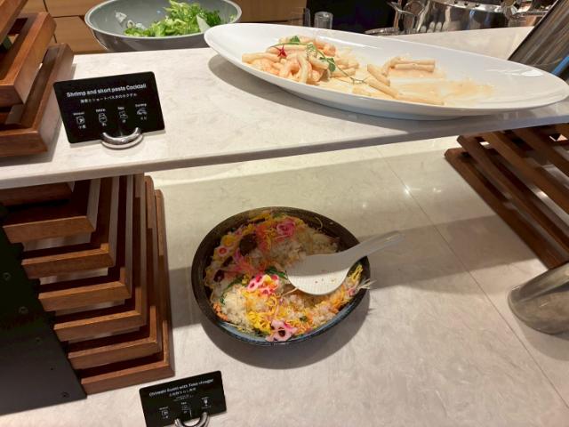 ダブルツリーbyヒルトン大阪城 エグゼクティブラウンジ イブニングカクテル マカロニサラダ ちらし寿司