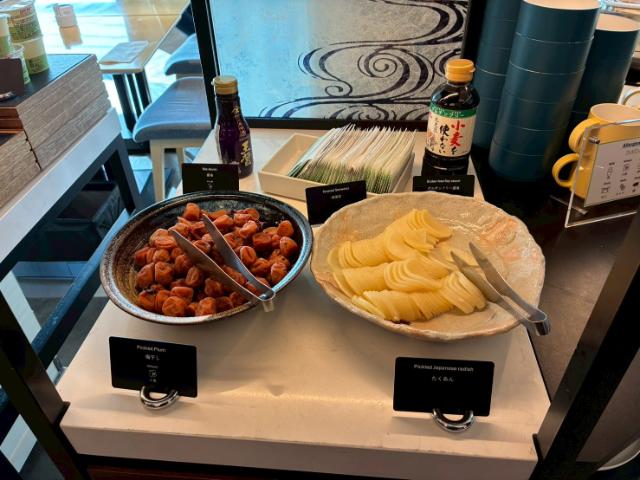 ダブルツリーbyヒルトン大阪城 朝食 和食 たくあん 梅干し