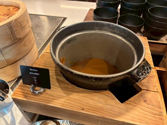 ダブルツリーbyヒルトン大阪城 朝食 和食 具沢山味噌汁