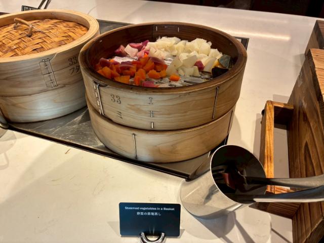 ダブルツリーbyヒルトン大阪城 朝食 和食 野菜の蒸篭蒸し