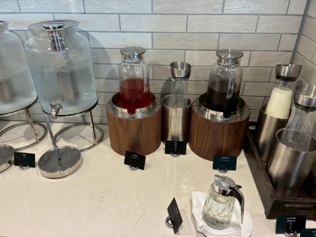 ダブルツリーbyヒルトン大阪城 朝食 アイスコーヒー アイスティー