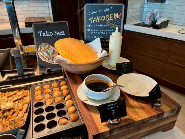 ダブルツリーbyヒルトン大阪城 朝食 大阪エリア たこせんとたこ焼き