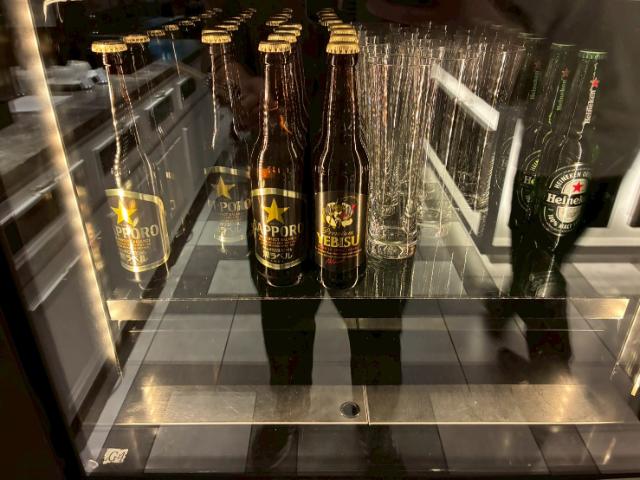 ヒルトン大阪 エグゼクティブラウンジ カクテルタイム ビール