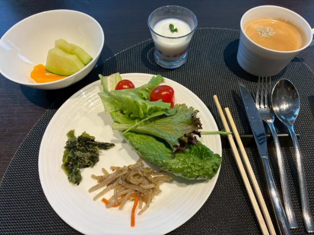 ヒルトン大阪 エグゼクティブラウンジ 朝食 取ってきた料理