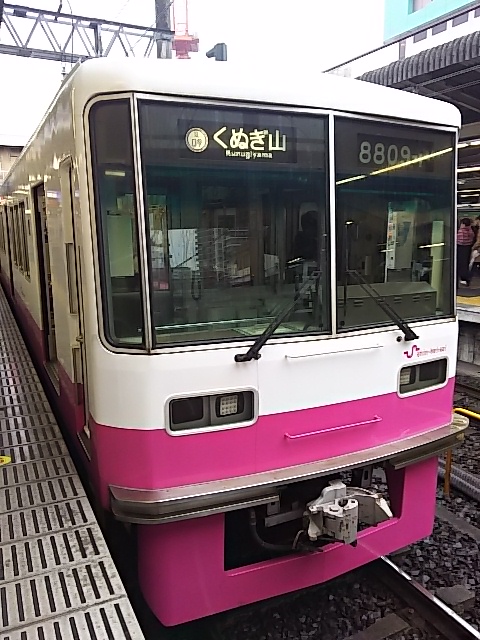 列車の行き先表示器 LEDにはない方向幕の郷愁 - 平行普通列車