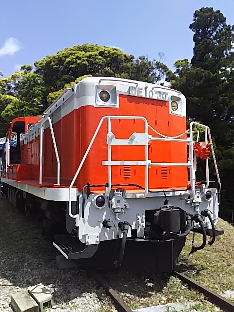 JR東日本の機関車は今後何両残るか? - 平行普通列車