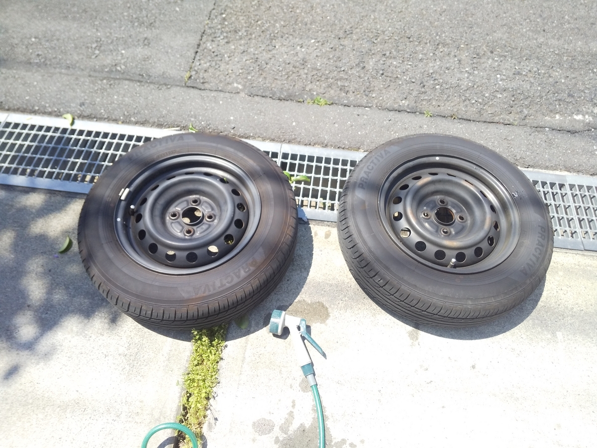 古くなった鉄チンホイールを缶スプレーで塗ってみた - tak-factory's blog