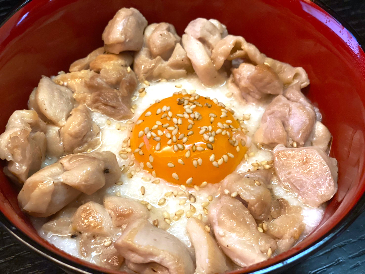 月見焼き鳥とろろオートミール丼