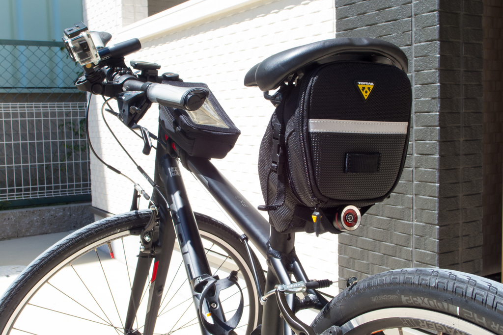 クロスバイクにサドルバック TOPEAK Aero Wedge Pack L取り付け - 二輪祭