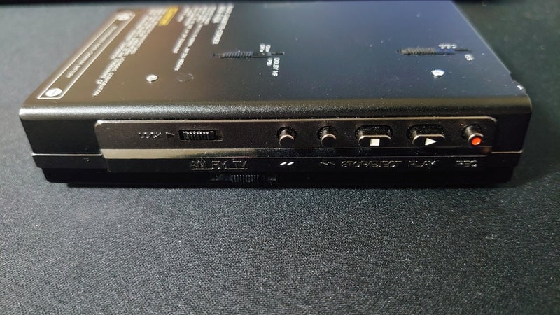 SONY カセットウォークマン WM-F404の修理記録 - takaの趣味ブログ