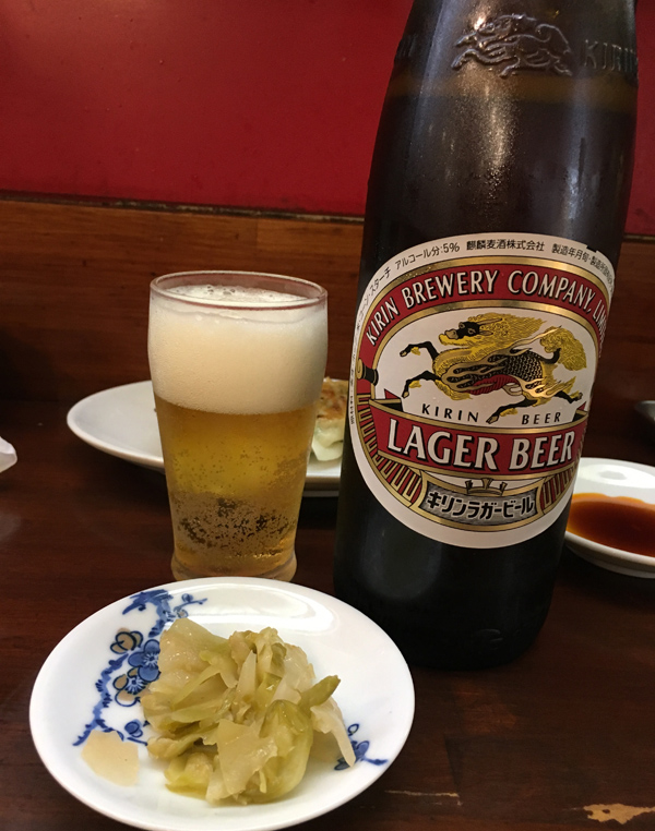 男のロマンがすべて詰まった川崎駅 老舗の町中華 天龍 でレバニラ炒めと餃子とビールで昼飲み たかもブログ 男のロマンがすべて詰まった川崎駅 老舗の町中華 天龍 でレバニラ炒めと餃子とビールで昼飲み たかもブログ