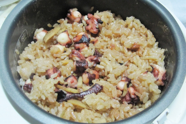 Dochubu掲載 おさかなブログ まると特製のたこ飯レシピ 里山川海を歩く ライター新美の活動記録