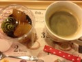 みつ豆とプレミアムブレンドコーヒー