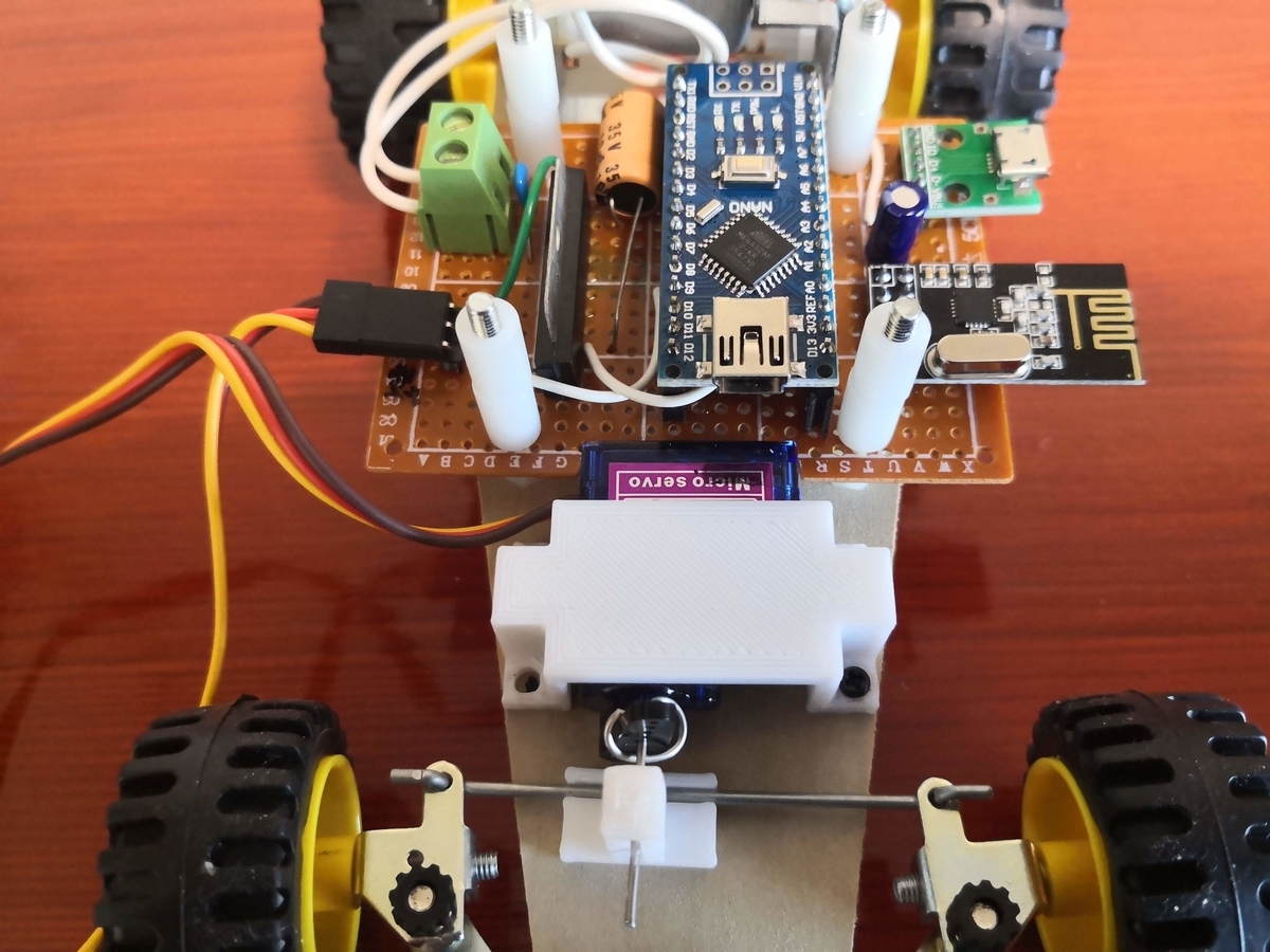 バギー工作基本セットを改造して Rcカーを作った ステアリング編 タカシラボ