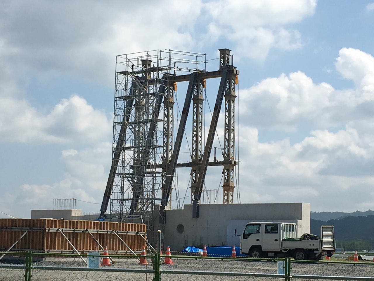 f:id:takatakamanbou:20160821114233j:plain f:id:takatakamanbou:20160821114233j:plain