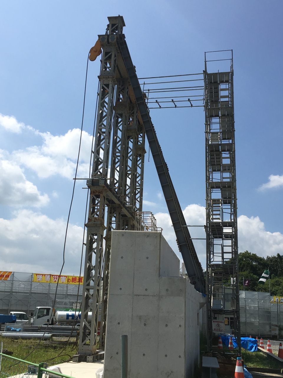 f:id:takatakamanbou:20160821114239j:plain f:id:takatakamanbou:20160821114239j:plain