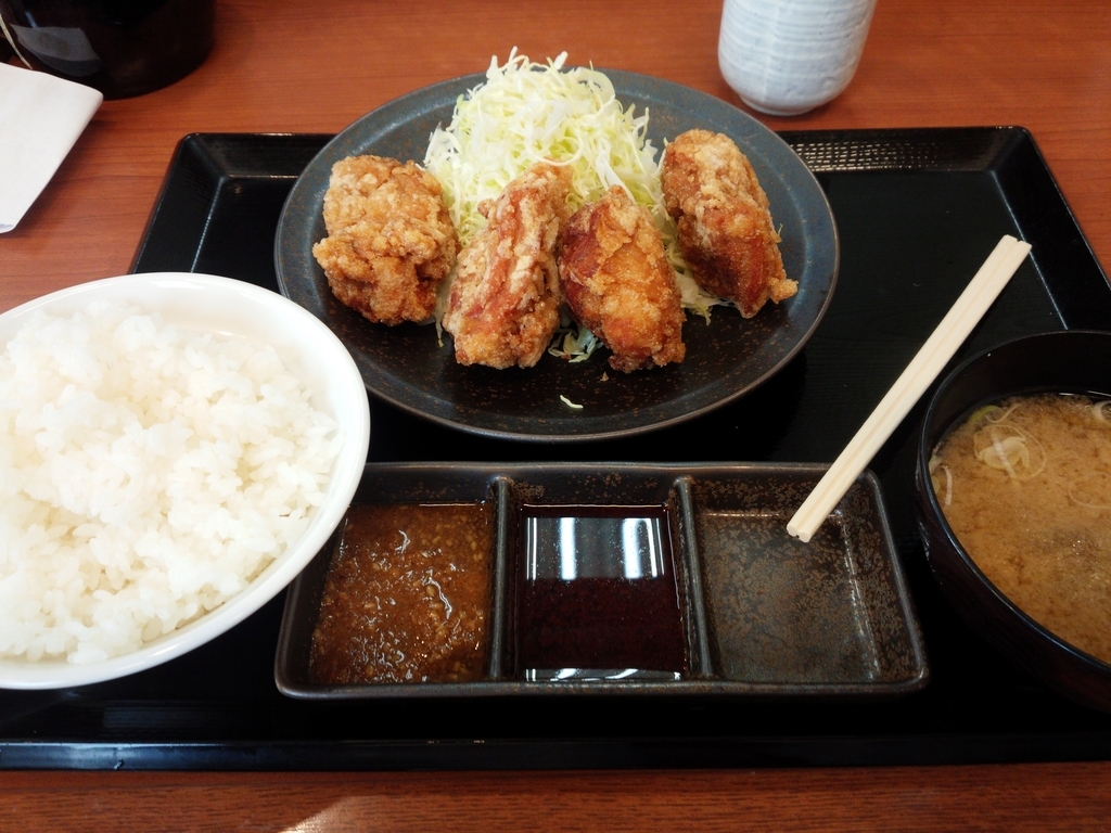 からあげ専門店「からやま」は揚げたておいしい！