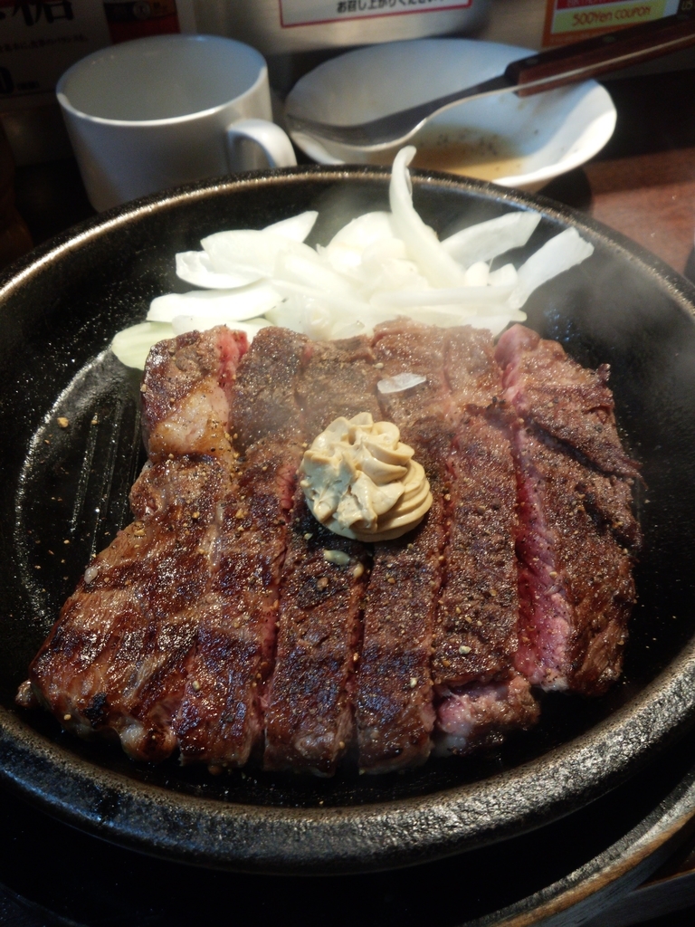 いきなりステーキのワイルドステーキはまた食べたくなる味！