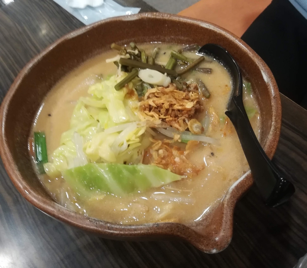 麺場 田所商店の信州味噌ラーメン（麺少な目）