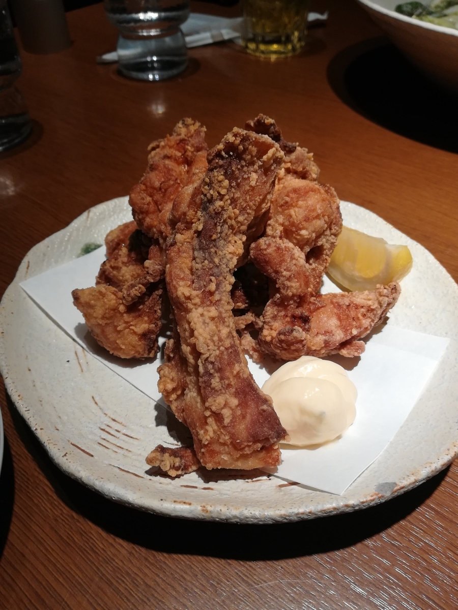 徳樹庵の鶏の一本唐揚げは香ばしくておいしい!