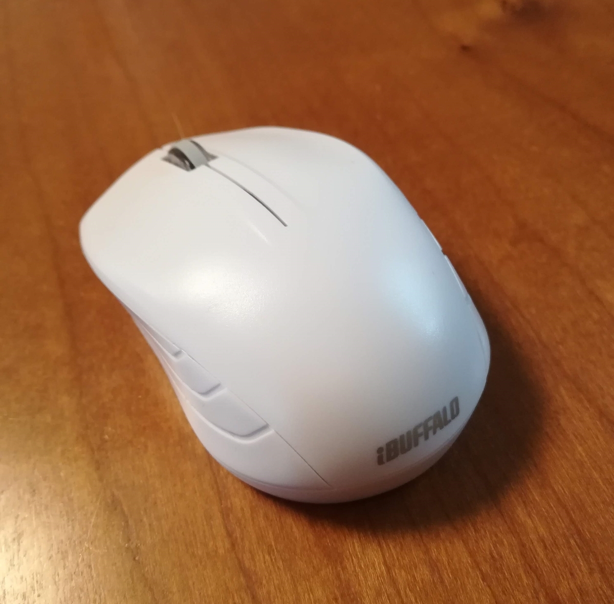iBUFFALO 無線IRLEDマウス 3ボタン ホワイト BSMRW21WH