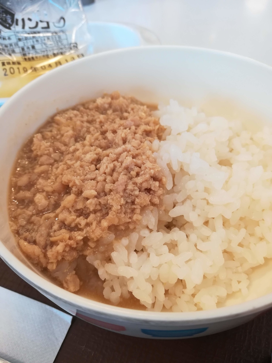すきやのとりそぼろ丼も食べてみたい