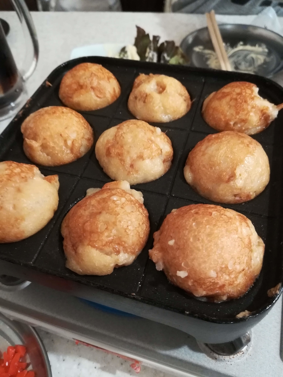 子どもがいればなんとたこ焼きが無料とな!
