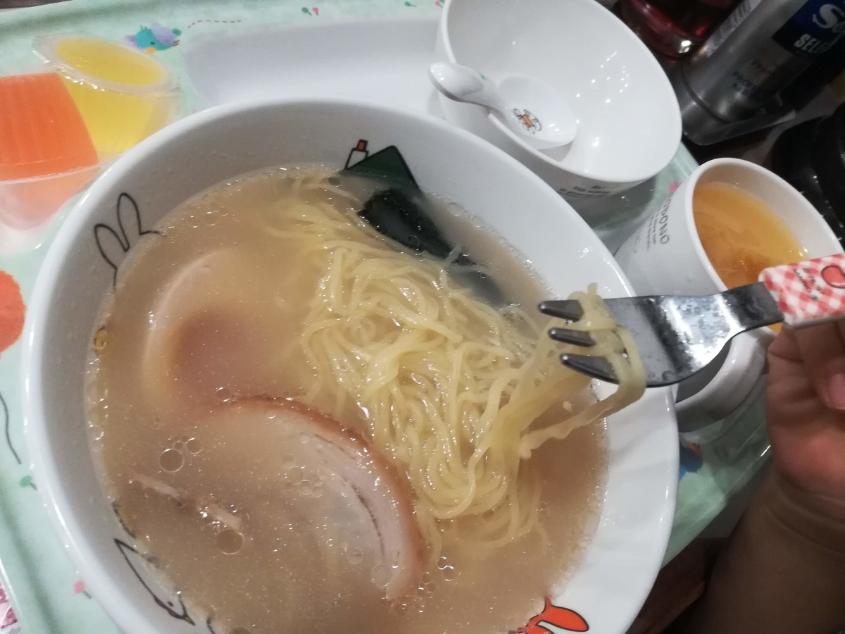 お子様ラーメンも味は本格的ですよ！