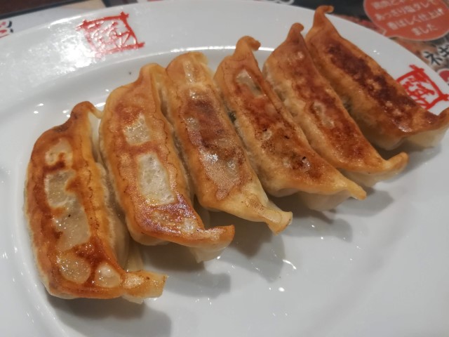 おおぎやラーメンは餃子も安定のおいしさです！