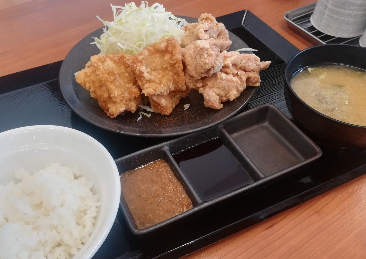 合盛りは味の異なる2種類のからあげが楽しめます!