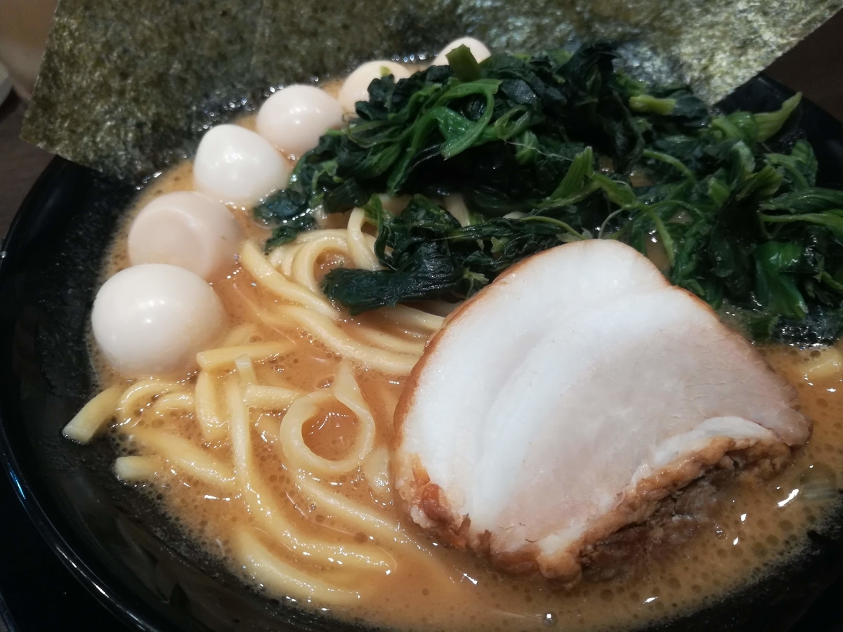 うずらの卵とほうれん草増しでパワーアップ!