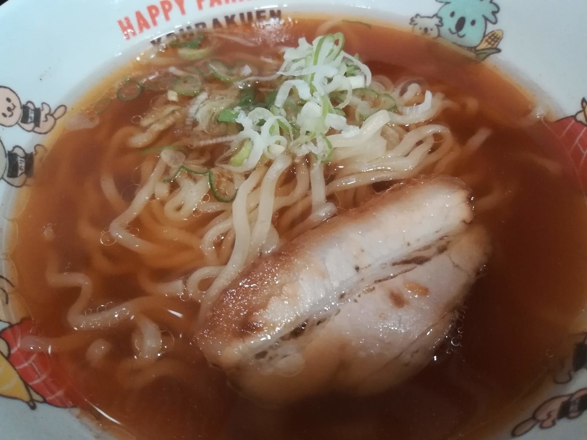 お子様セットのラーメン