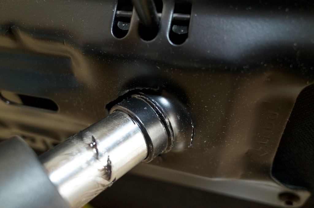 さすがにひどくない オフィスチェアがとんでもない壊れ方をした件 Mikinote