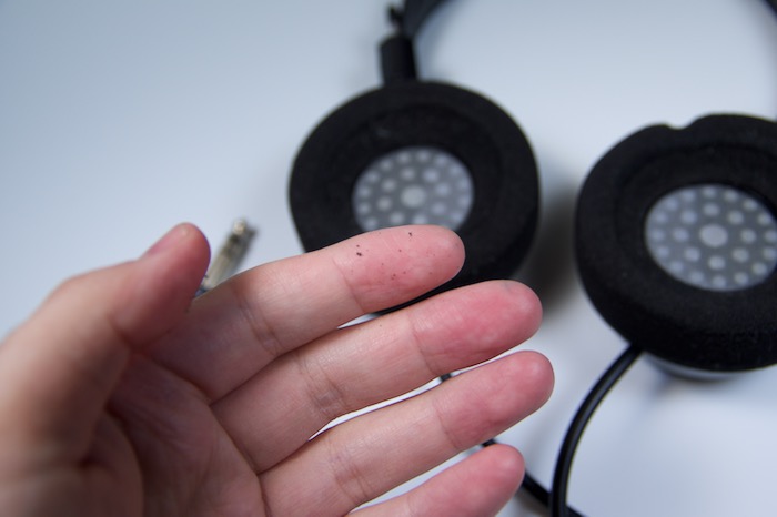 黒い粉が出る Gradoのヘッドホンのイヤーパッドを交換をしたよ Mikinote
