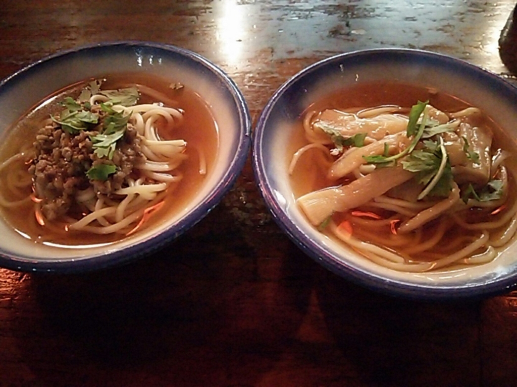 食レポ 新橋の居酒屋街で台湾屋台料理を食べてきました 台南担仔麺大王 今日のごはんは何にしようかな