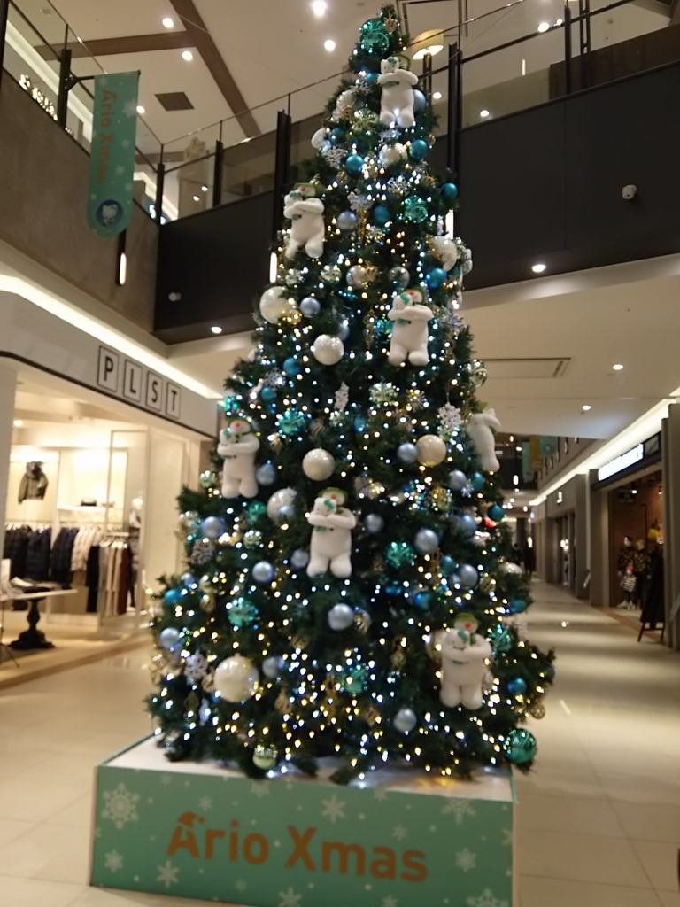 柏アリオのクリスマスデコレーション 絵と旅と花とお散歩
