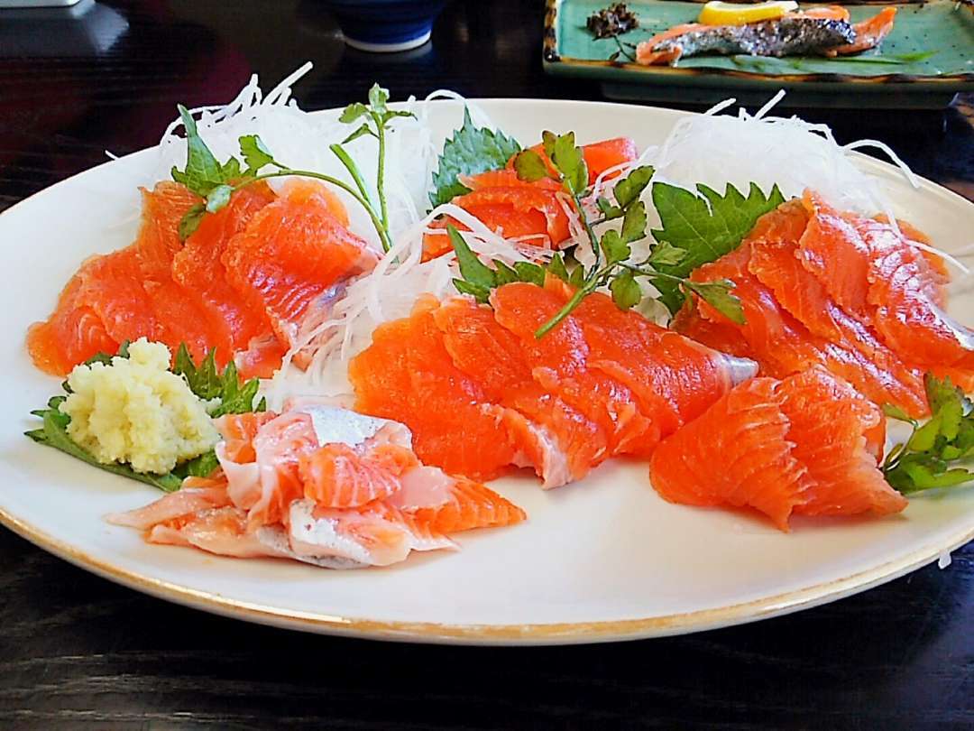 食レポ 三年成熟ニジマスのぎんひかりを食べつくす 群馬 あづま養魚場 今日のごはんは何にしようかな