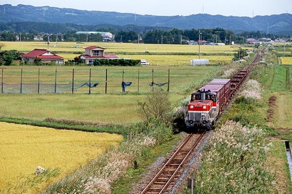 080928 小牛田近くを走る石巻線上り貨物