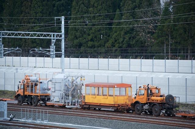 091123 東北新幹線工事基地の軌陸車