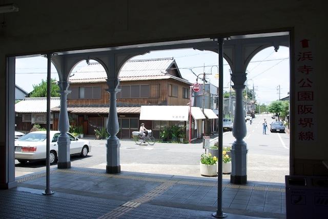 100704 浜寺公園駅出口側